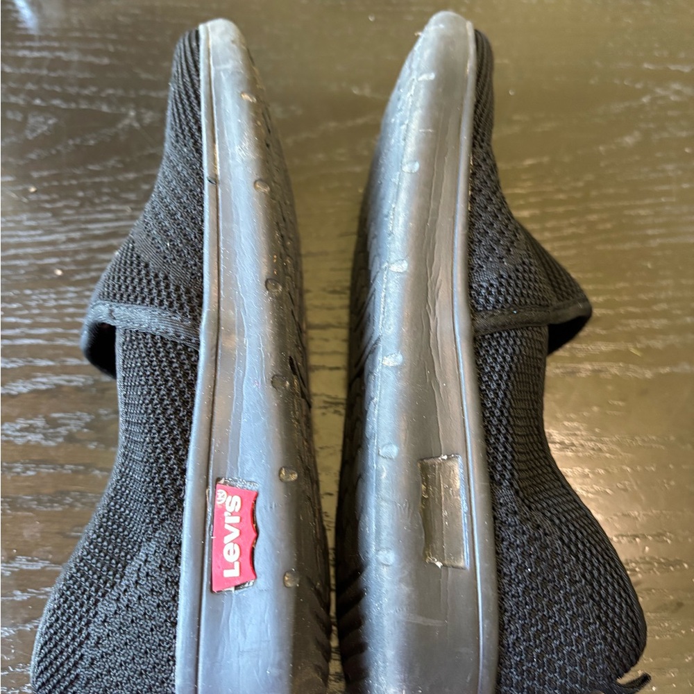 Levi’s Black Slip- On Mesh Womens Shoes Size 8.5 - Picture 3 of 8
